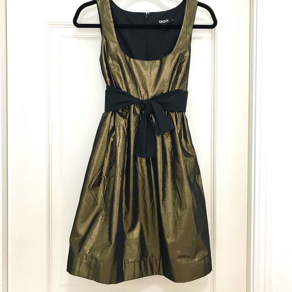 DKNY Gold Metallic Dress - Size 0 - Picture 6 of 9